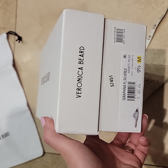 Veronica beard empty box - Picture 4 of 5